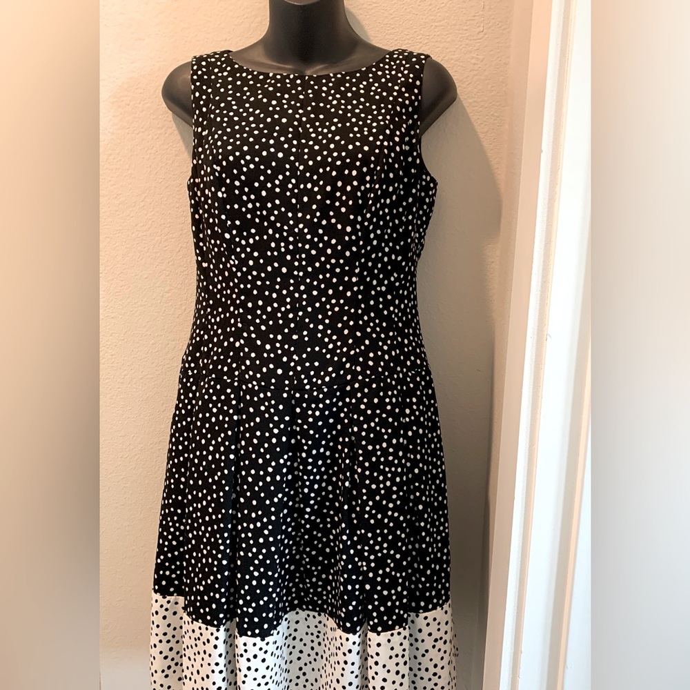 super cute black and white dot dress